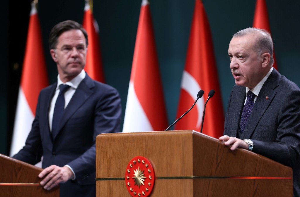 urn_newsml_afp.com_20220322_df5f7823-9d91-48cc-9d99-8e91b8a841a8_ipad