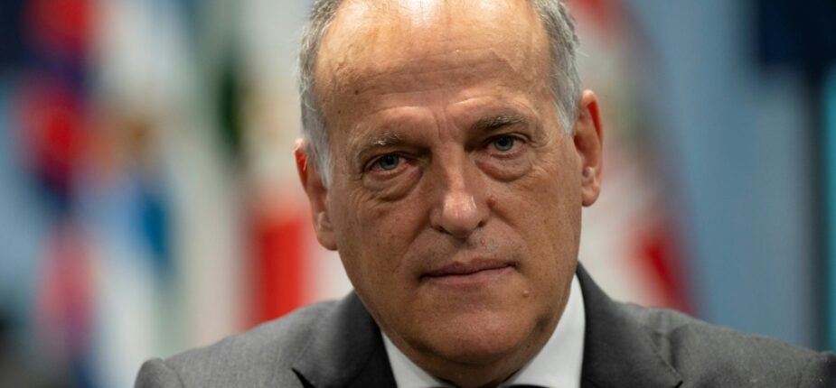 Le président de la Ligue de football pro espagnol Javier Tebas, réagissant à la prolongation du contrat de Kylian Mbappé, le 21 mai 2022 à Madrid
