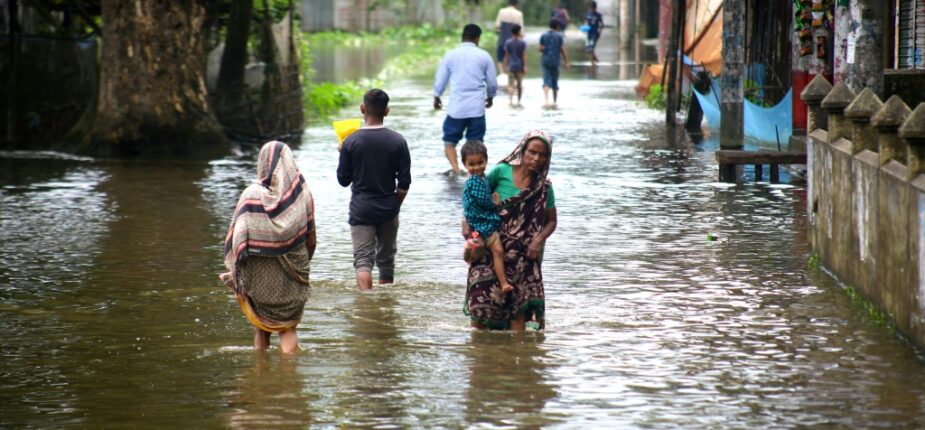 Inondations à Sylhet dans le nord-est du Bangladesh, dévasté par le début de la mousson