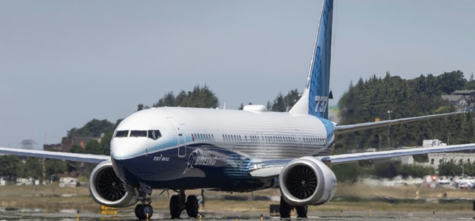 Un Boeing 737 MAX 10 après son premier vol le 18 juin 2021 à Seattle, Washington