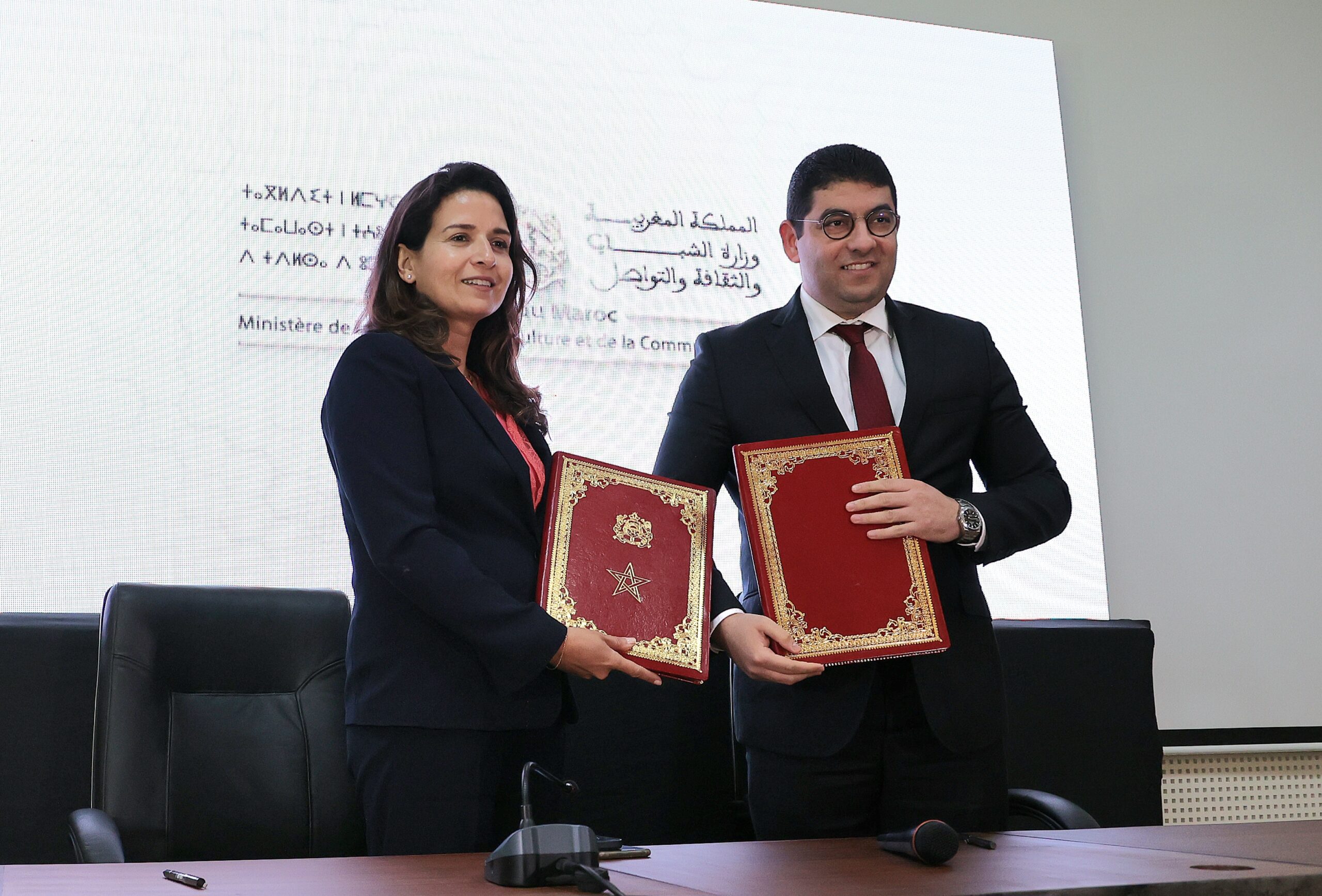 Signature-d’un-accord-sur-la-protection-des-sites-patrimoniaux3