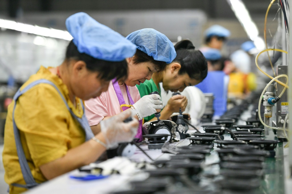 travailleurs usine chine