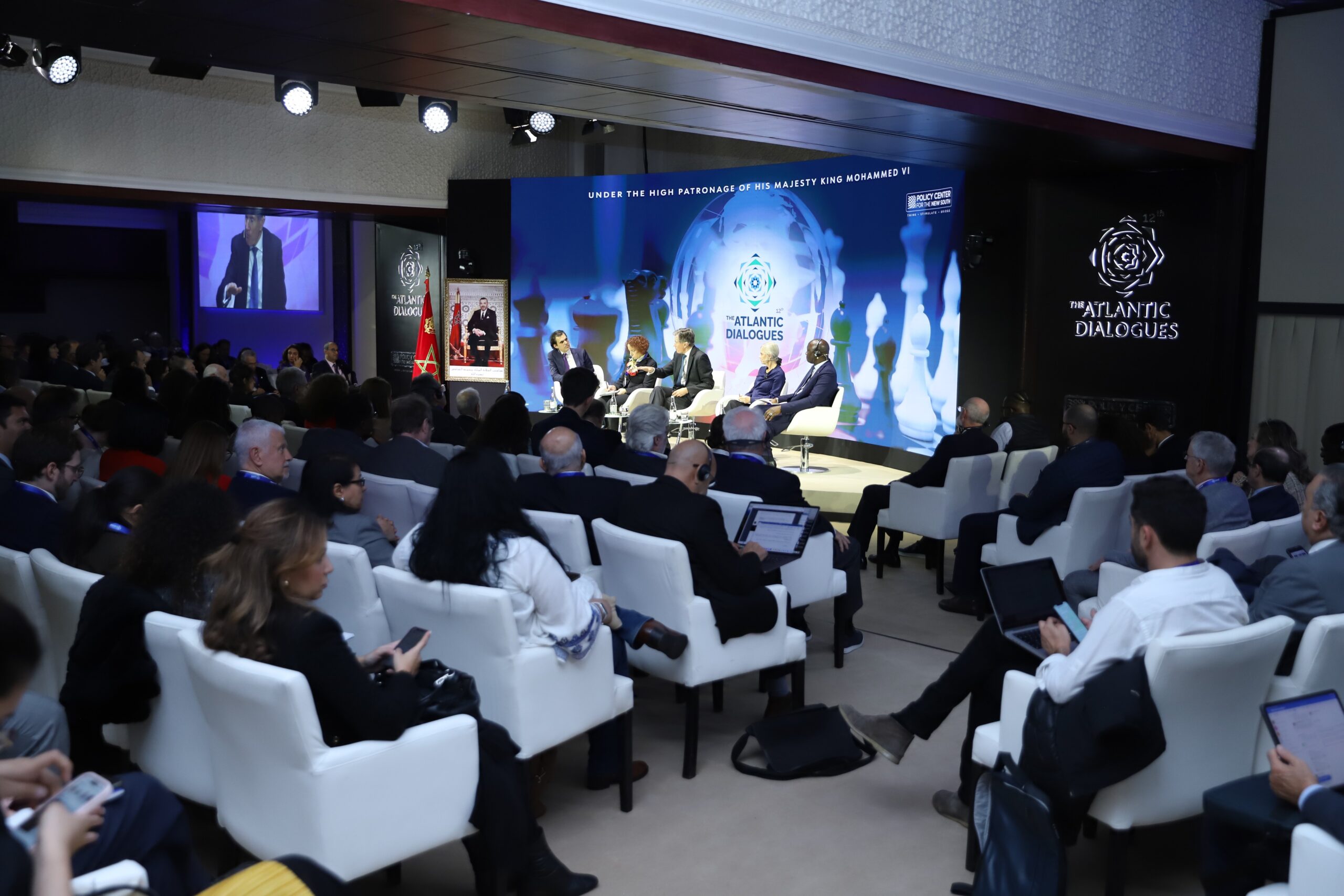 PHOTO_15122023_092517026323424386