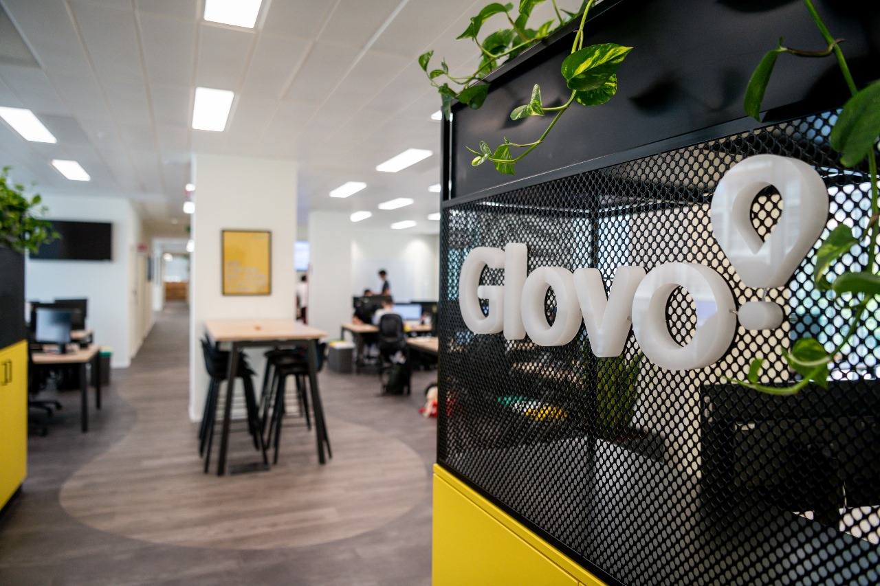 GLOVO 3