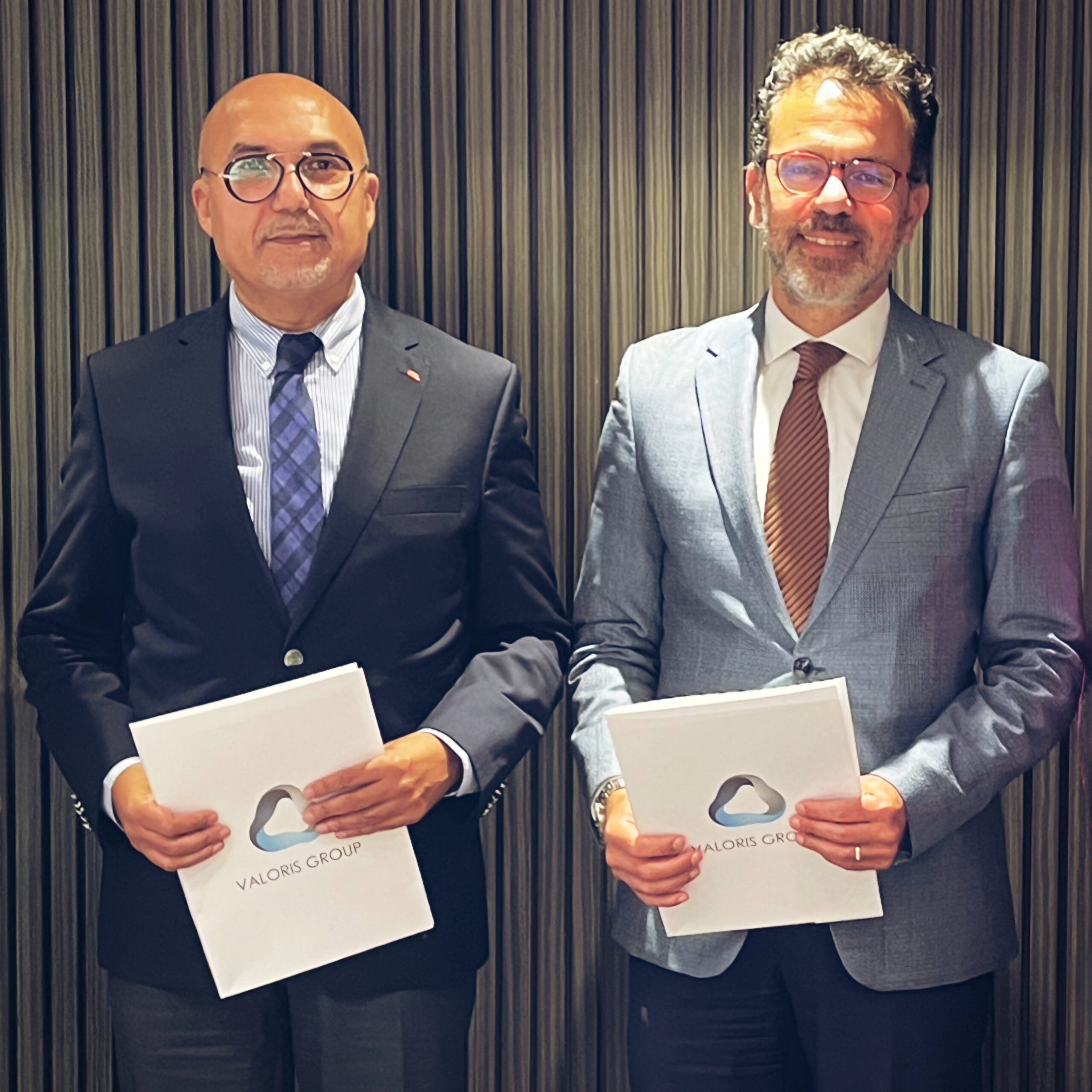 Hassan Fraine, DG de Aswak Assalam – M. Mokhlis Habti El Idrissi CEO Valoris Capital.