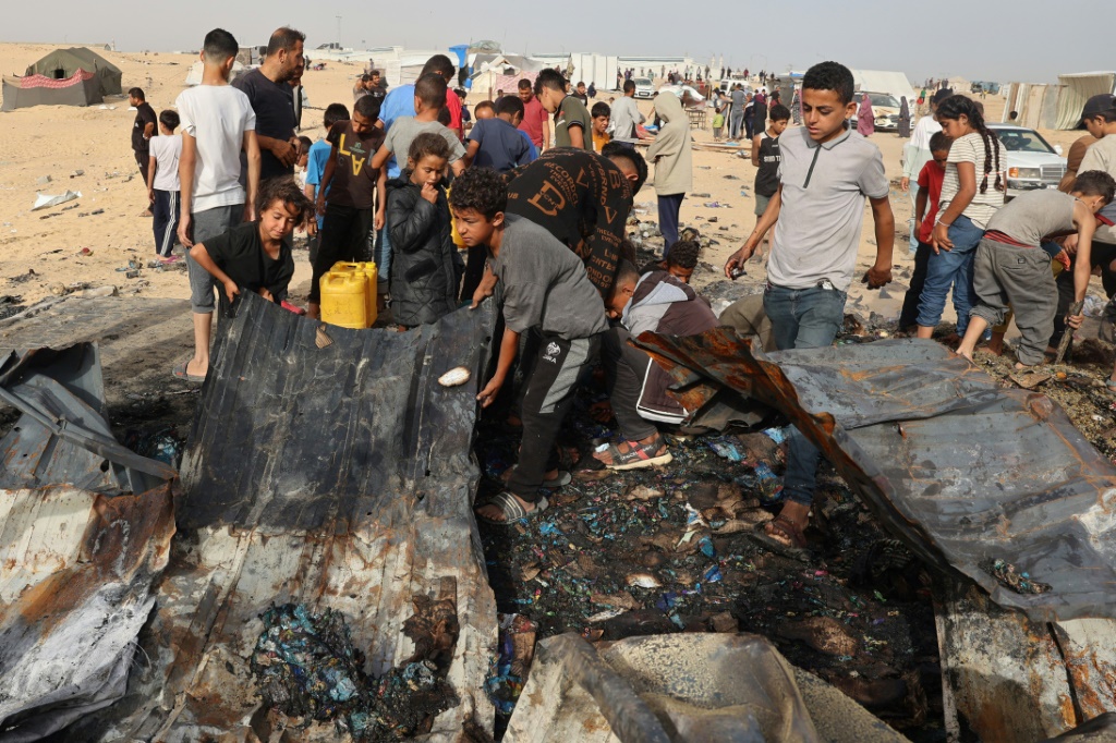 Nighttime strikes on Rafah, loss of life toll at 45 in “horrible bloodbath”