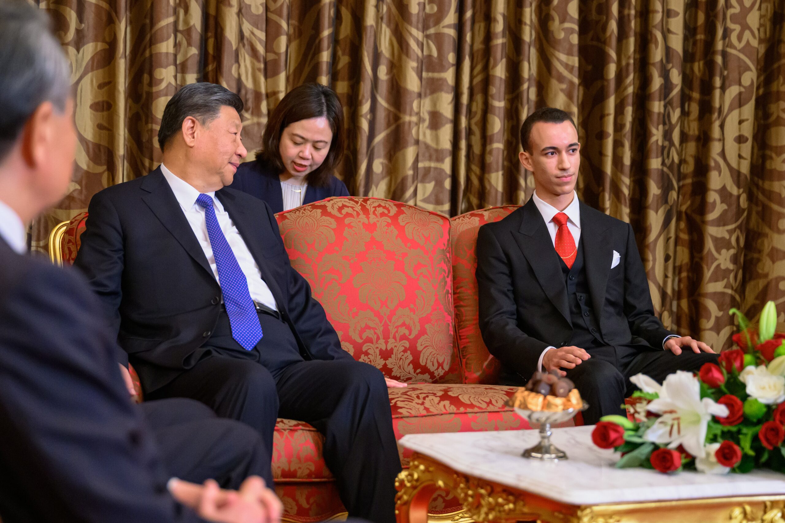 Xi Jinping reçu à Casablanca par le Prince Héritier Moulay Hassan