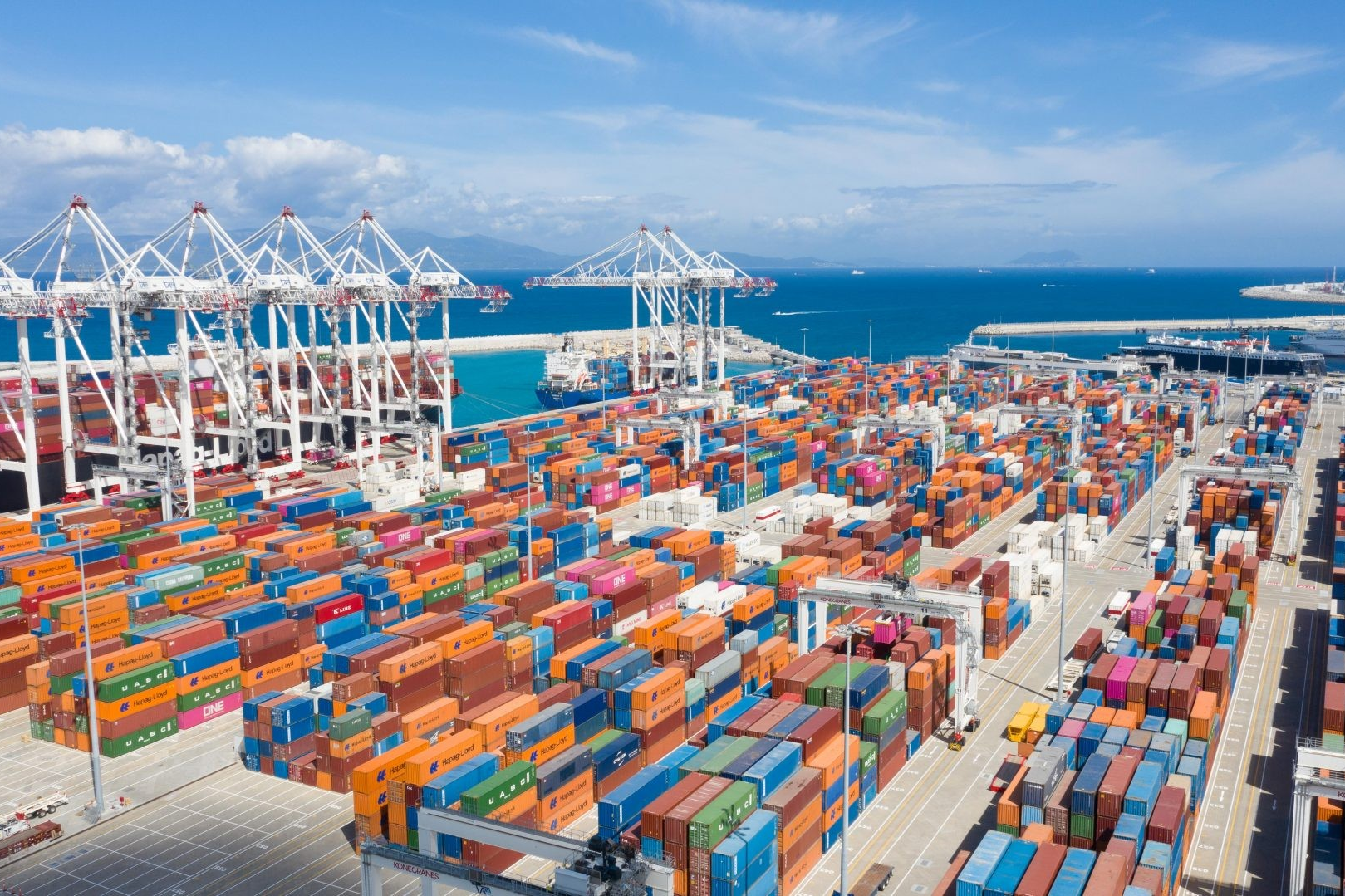 commerce extérieur port tangermed