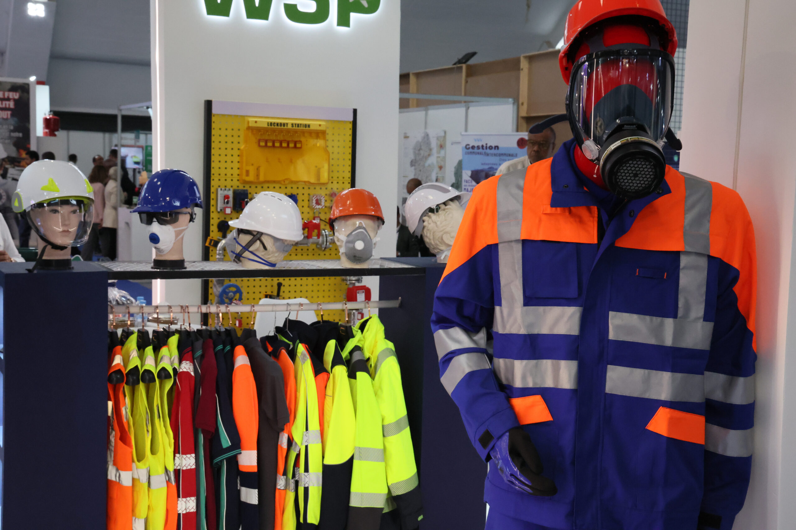 1000773728.jpg-11112025_220817628989378237