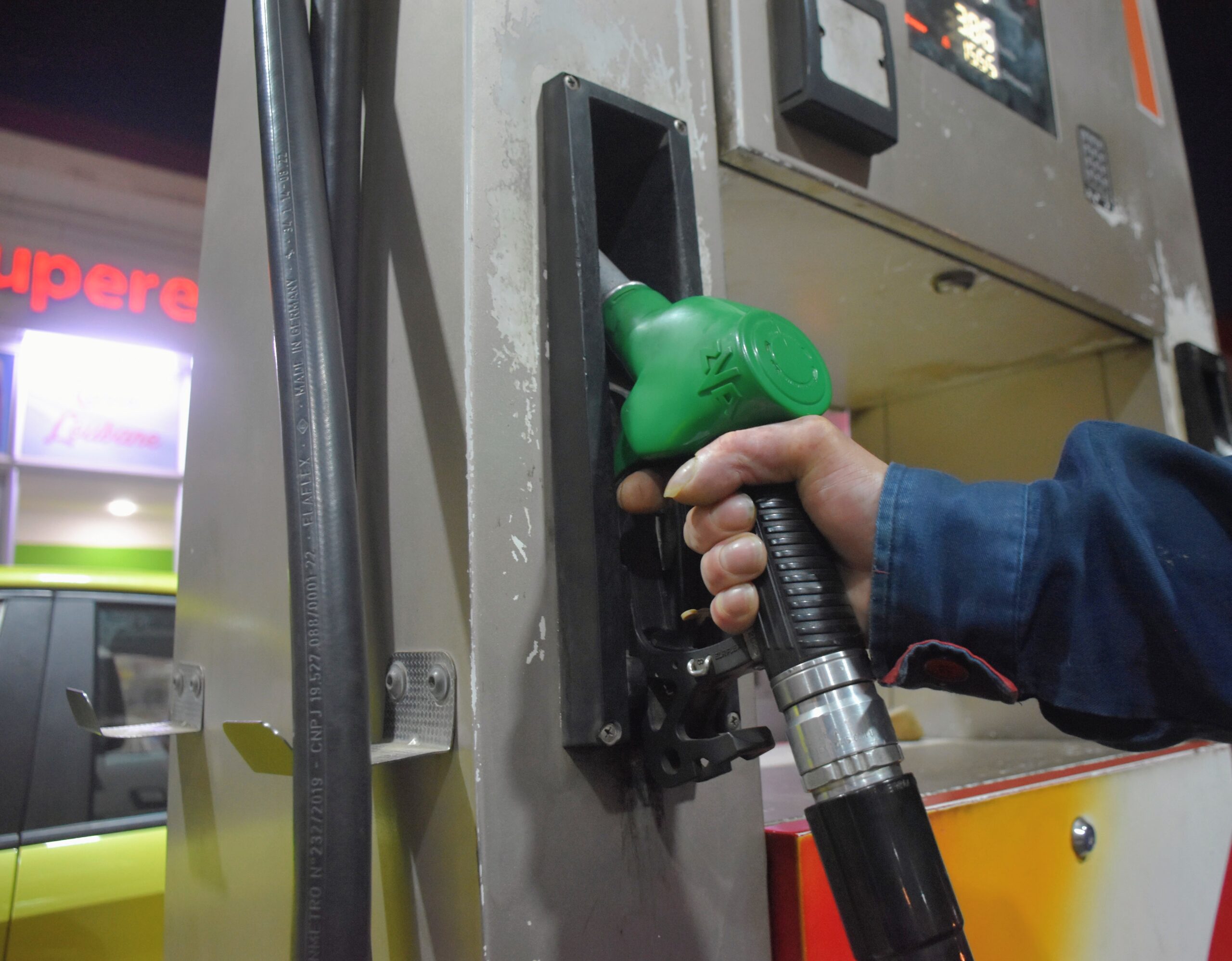 carburants essence gasoil pompe